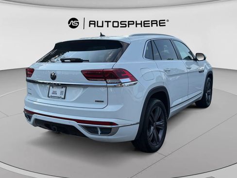 Used 2022 Volkswagen Atlas Cross Sport SEL R-Line AWD/4WD image 9