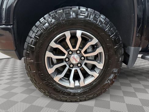 Used 2021 GMC Sierra 1500 AT4 w/ AT4 Premium Package image 18