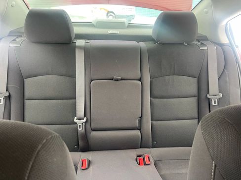 Used 2015 Chevrolet Cruze LT image 17