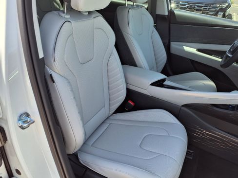 New 2026 Hyundai Elantra Limited FWD image 7