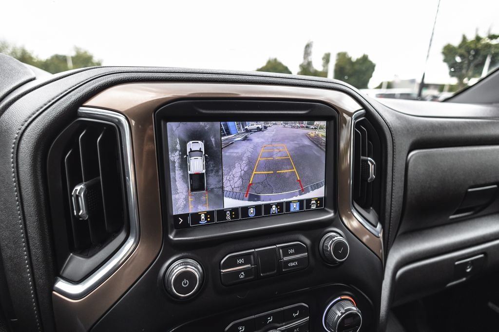 Used 2020 Chevrolet Silverado 3500 High Country w/ Z71 Off-Road Package AWD/4WD image 18