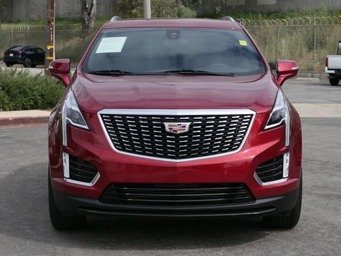 Used 2022 Cadillac XT5 Luxury w/ LPO, Floor Liner Package FWD image 8