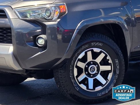Used 2021 Toyota 4Runner TRD Off-Road Premium w/ Moonroof Package AWD/4WD image 3