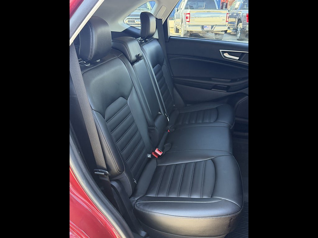 Used 2021 Ford Edge SEL w/ Convenience Package AWD/4WD image 16