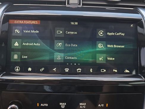 Used 2020 Land Rover Discovery Sport SE AWD/4WD image 24