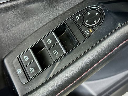 Used 2024 MAZDA CX-30 AWD 2.5 S w/ Preferred Package image 15