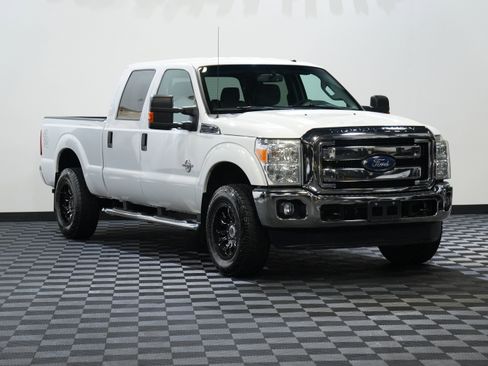 Used 2015 Ford F250 XLT w/ XLT Value Package image 5