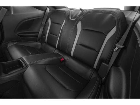 Used 2019 Chevrolet Camaro LT w/ Technology Package RWD image 16
