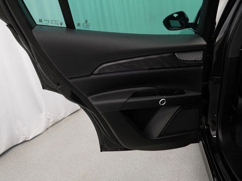 Used 2023 Maserati Grecale Modena image 40