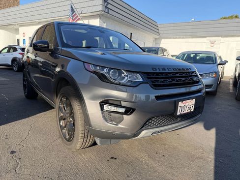 Used 2017 Land Rover Discovery Sport HSE image 9