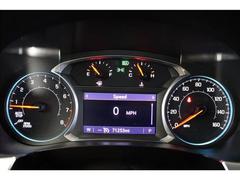 Used 2022 Chevrolet Traverse LT image 32