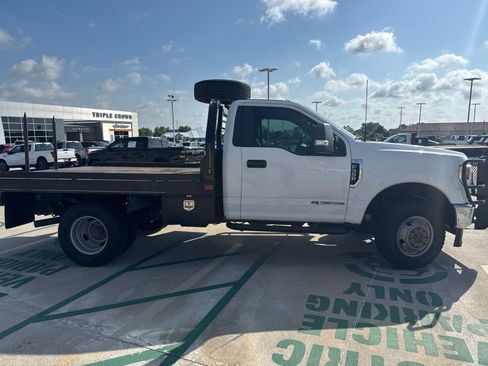 Used 2020 Ford F350 XL w/ Power Equipment Group AWD/4WD image 2