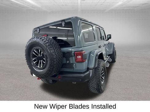 Used 2024 Jeep Wrangler Unlimited Rubicon AWD/4WD image 14