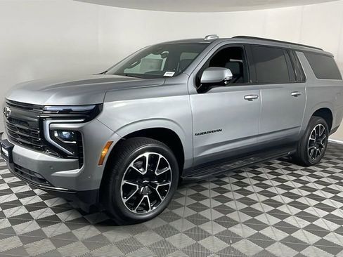 New 2025 Chevrolet Suburban RST w/ Advanced Technology Package image 8