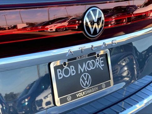 New 2026 Volkswagen Atlas SEL image 9