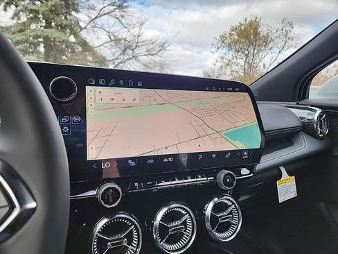 New 2025 Chevrolet Blazer EV LT image 19