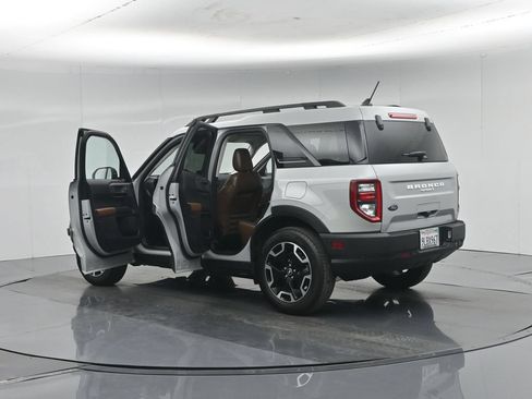 Certified 2023 Ford Bronco Sport Outer Banks w/ Tech Package AWD/4WD image 36