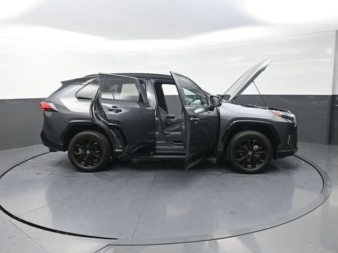 Used 2025 Toyota RAV4 XSE w/ Weather Package AWD/4WD image 46