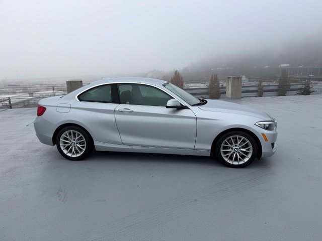 Used 2015 BMW 228i xDrive Coupe AWD/4WD image 2