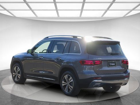 New 2026 Mercedes-Benz GLB 250 4MATIC image 2