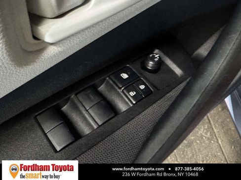Used 2025 Toyota Corolla LE FWD image 16