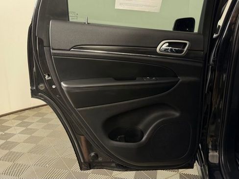 Used 2022 Jeep Grand Cherokee Limited AWD/4WD image 30