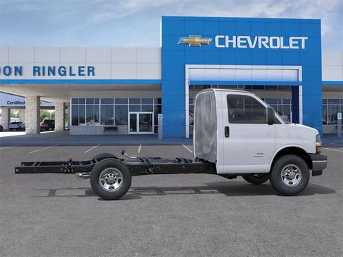 New 2025 Chevrolet Express 3500 w/ Power Convenience Package image 5