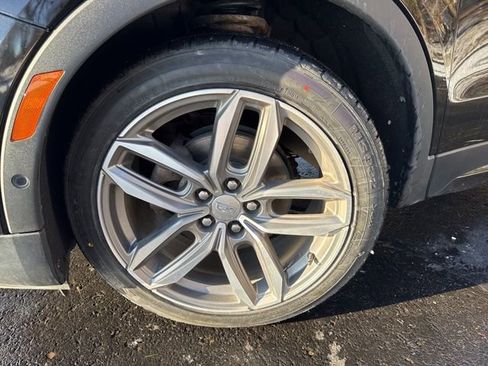 Used 2019 Cadillac XT4 Sport image 30