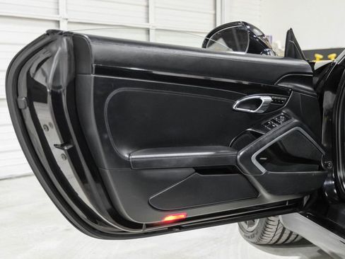 Used 2016 Porsche 911 Carrera Black Edition image 42