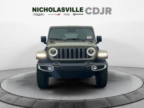 New 2026 Jeep Wrangler Sahara image 9