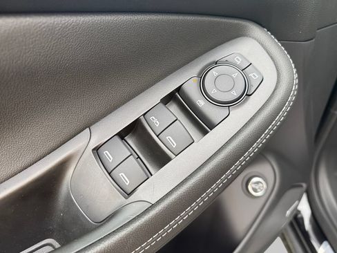 New 2026 Buick Encore GX Avenir w/ Avenir Technology Package FWD image 28