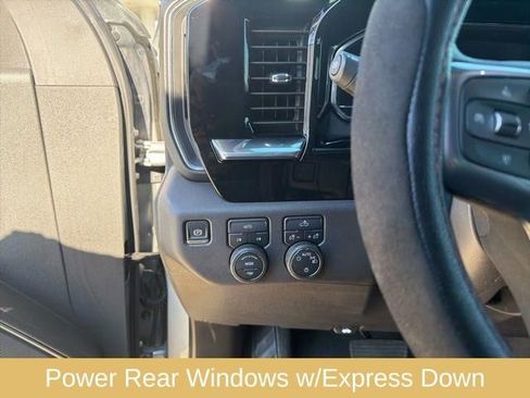 Used 2025 Chevrolet Silverado 1500 LT AWD/4WD image 15