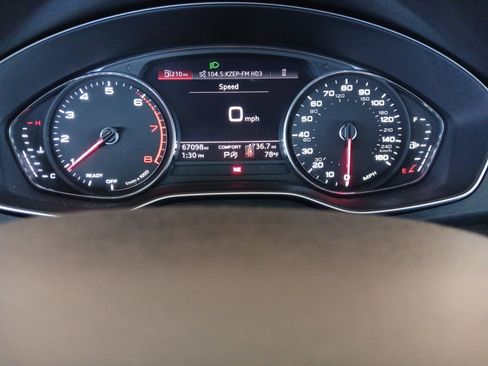 Used 2021 Audi Q5 Premium w/ Convenience Package image 17