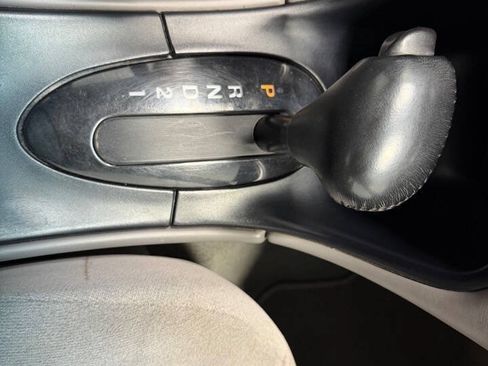 Used 1997 Ford Taurus SHO FWD image 25