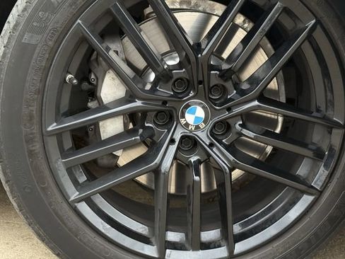 Used 2024 BMW 530i image 9