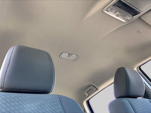 Used 2023 Toyota Tacoma SR AWD/4WD image 14