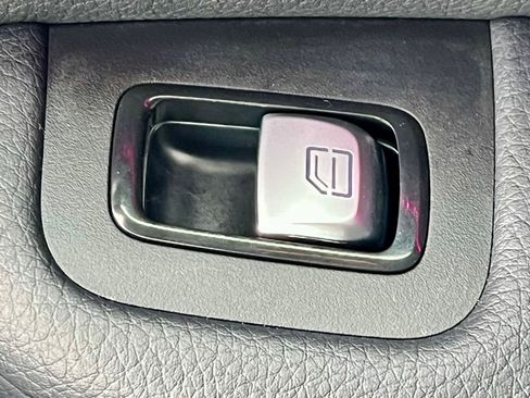 Certified 2022 Mercedes-Benz GLC 300 4MATIC image 23