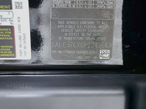 Certified 2023 Land Rover Defender 110 S AWD/4WD image 34
