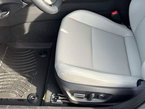 New 2026 Toyota Prius XLE AWD/4WD image 28