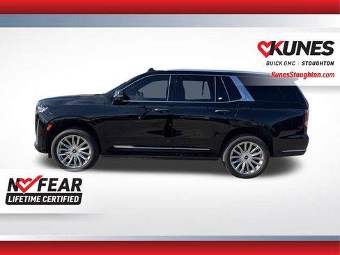 Used 2023 Cadillac Escalade Premium Luxury image 8