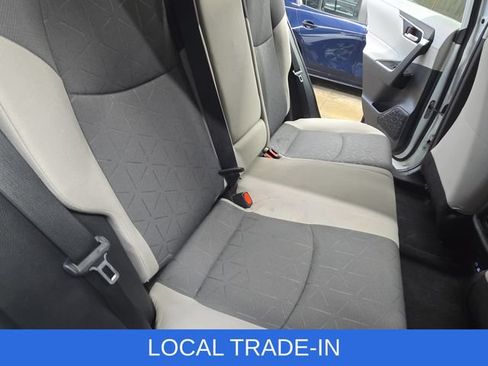 Used 2023 Toyota RAV4 XLE w/ Convenience Package FWD image 11
