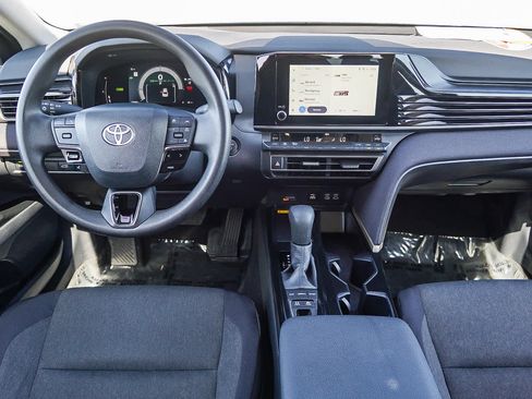 Certified 2025 Toyota Camry LE w/ Convenience Package image 14