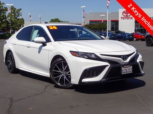 Certified 2024 Toyota Camry SE w/ Convenience Package FWD image 2