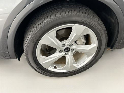 Used 2023 Audi Q5 2.0T Premium Plus w/ Premium Plus Package image 11