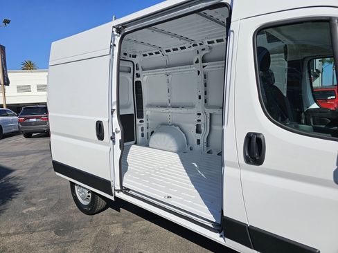 New 2026 RAM ProMaster 2500 image 11