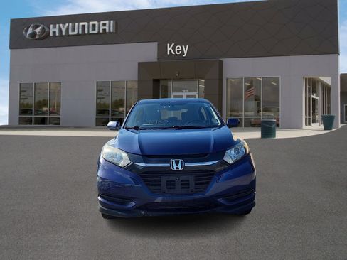Used 2017 Honda HR-V LX image 8