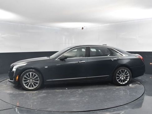 Used 2018 Cadillac CT6 Luxury AWD/4WD image 5