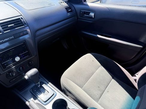 Used 2007 Ford Fusion SE FWD image 16