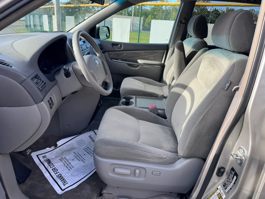 Used 2008 Toyota Sienna LE FWD image 11