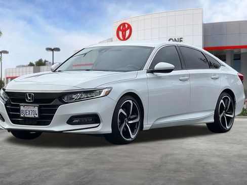 Used 2019 Honda Accord Sport image 9